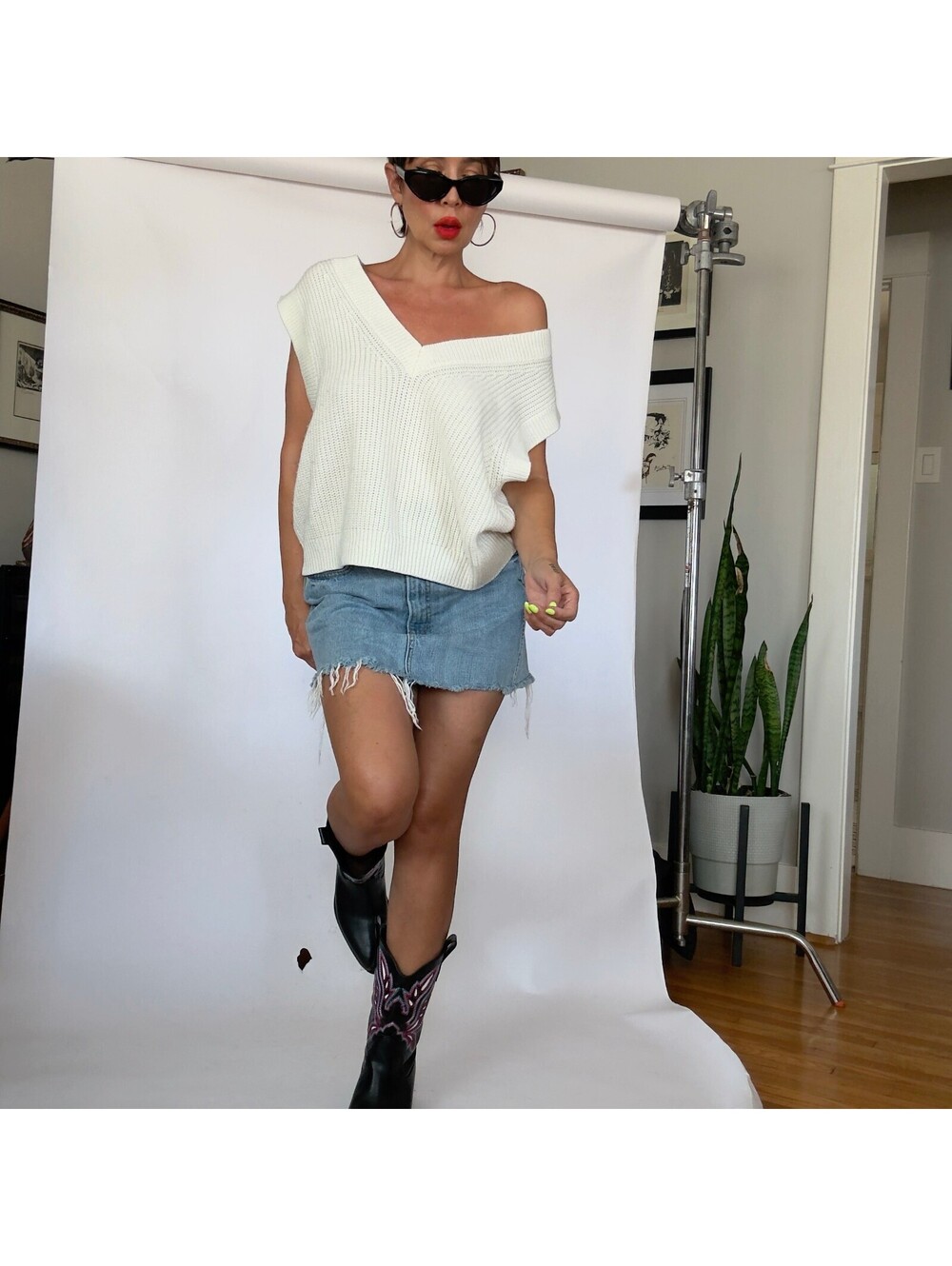 Cream Knit Vest - Picture 5 of 7